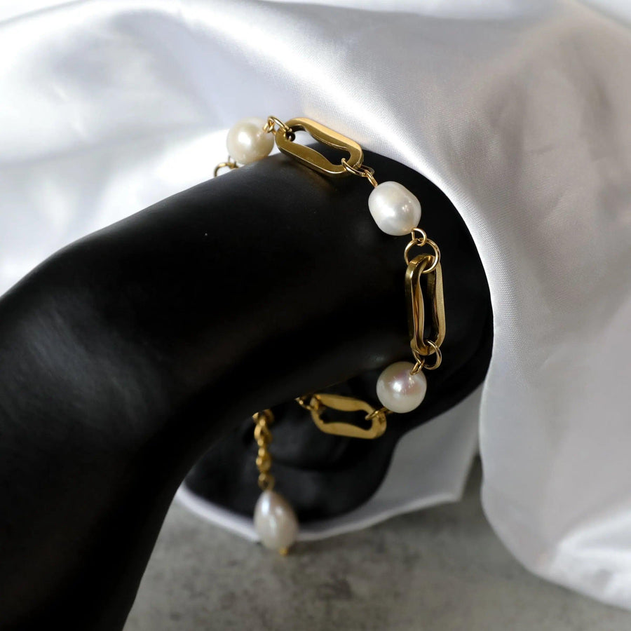 Paperclip Pearl Bracelet